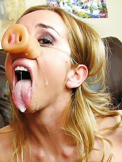 Billigvotze AnjaCawa braucht Erniedrigung