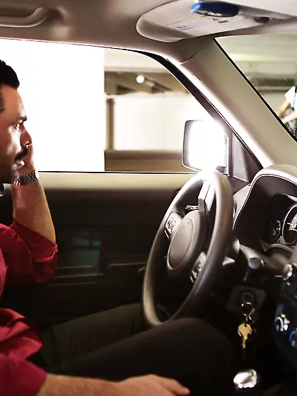 Innocent babe gets her pussy stretched by her horned up dad