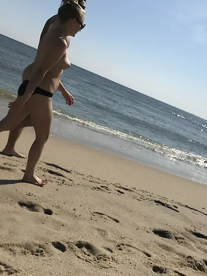 Candid beach girls #01