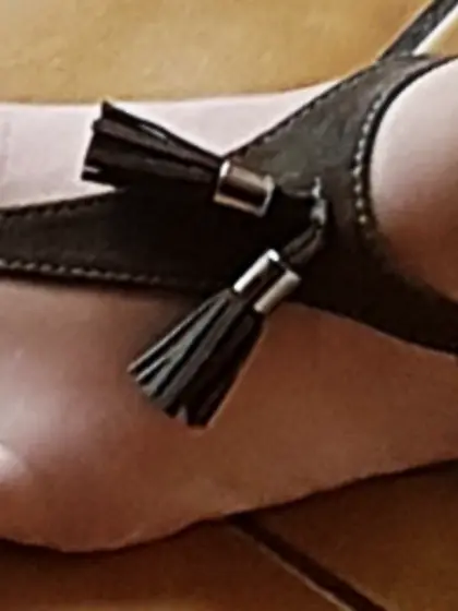 Voyeur Teen feet foot barefeet barefoot toes soles