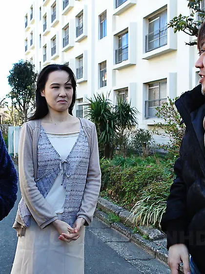 Japanese wife Junko Nishimura gets her twat toyed and penetrated