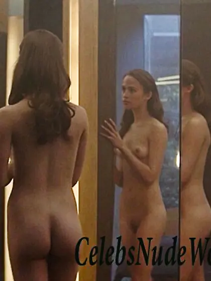 Alicia Vikander naked pics