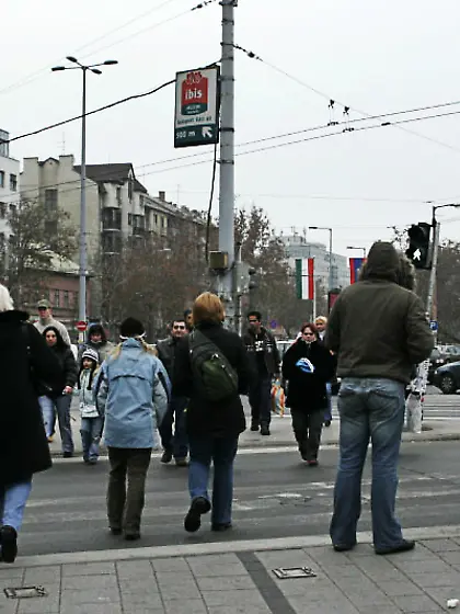 Horny bitches Yasmine Gold and Christine Diamond got fucked by w