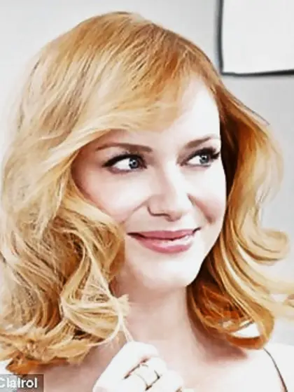 Christina Hendricks... IS A BLOND?!?!!?!?!?!