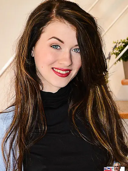 Love pulls up checkered skirt showing off snatch and allows old