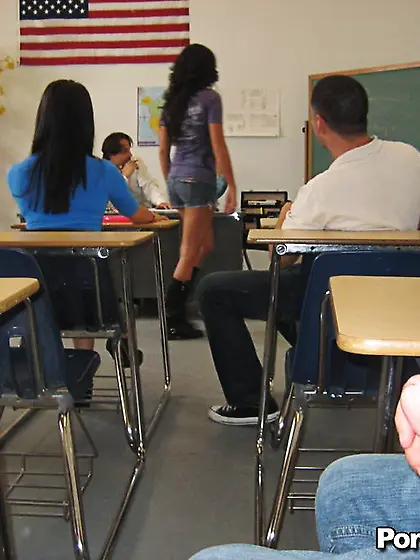 Lewd teen Stephani Moretti gives the face to get it covered with