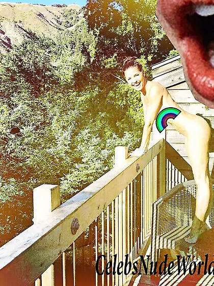 Nude Photo of Charisma Carpenter