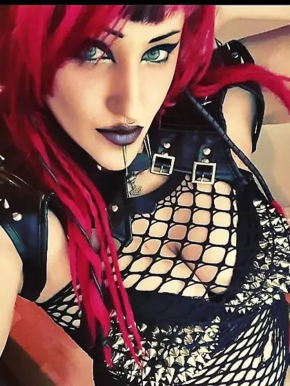 Sexy Gothic Queen ❤❤❤❤