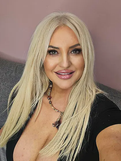 Busty NN MILF