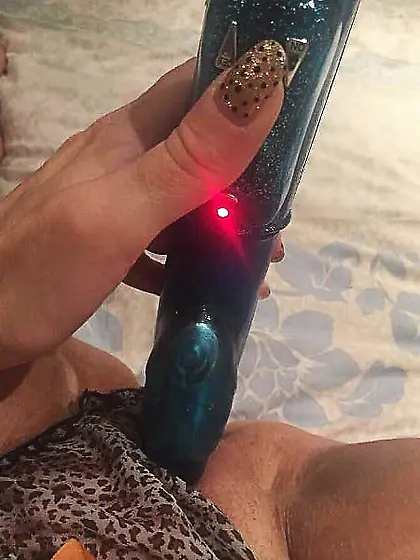 Big arse scottish teen - its time for sexting with this bubb