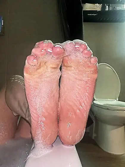 Evil Sadistic Findom Brat Breaks Betas Full Time