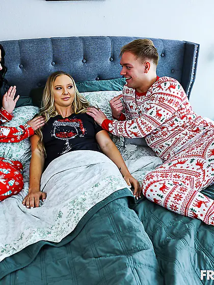 Paisley Porter and Vanessa Marie get pleasantly fucked by the Ch