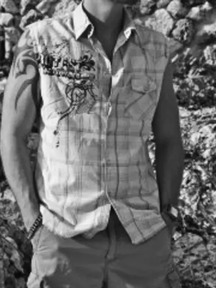 Brunette mach69 perform close