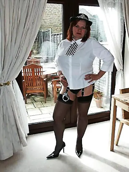 Toni Policewoman