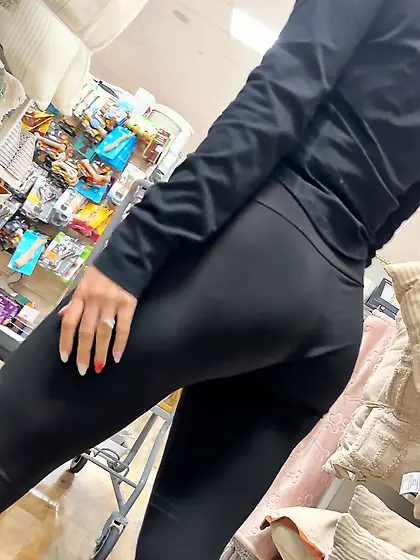 Hot Rich Latino Milf Spandex VTL Ass