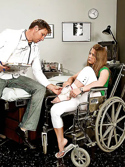 American long legs nylon footjob