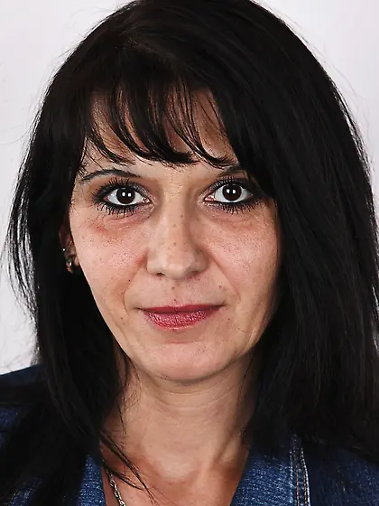 Brunette chick denim jacket