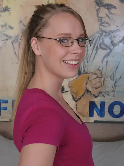 Marvelous big booty girl