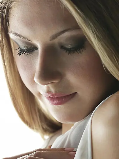 Young hottie Krystal Boyd gets a massive load of gooey semen pou