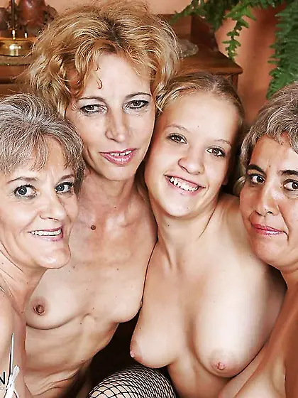 What Super-Steamy Chicks