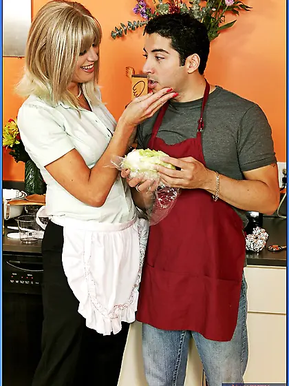 American facial stud fucks