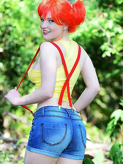Redhead Christina Pokemon cosplay Misty ginger