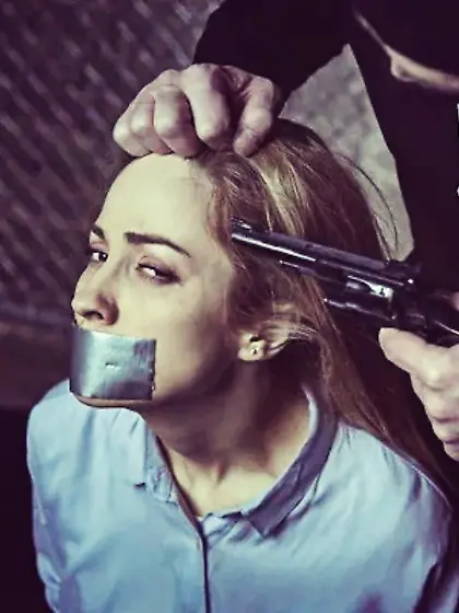 Ich komme dich besuchen....  Ich werde dich ficken