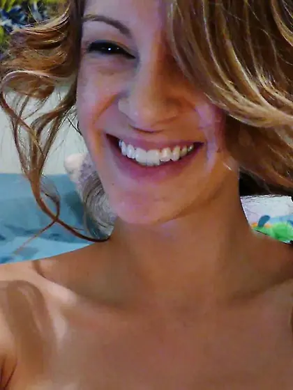 Big boobed beauty Talia Shepard got pretty big and thick dildo i