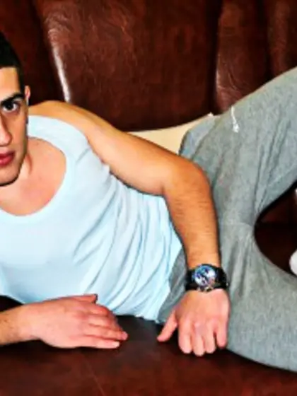 Brunette Young Man Cesare Live Orgasm.