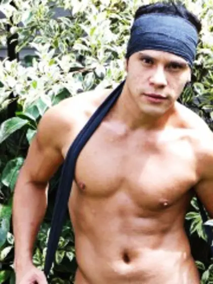 Brunette jacckk perform anal