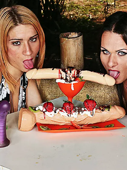 Busty babes get fucked with one dildo