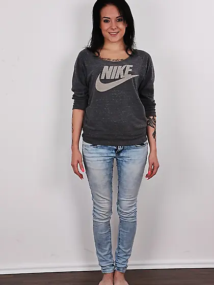 Beautiful brunette babe nice