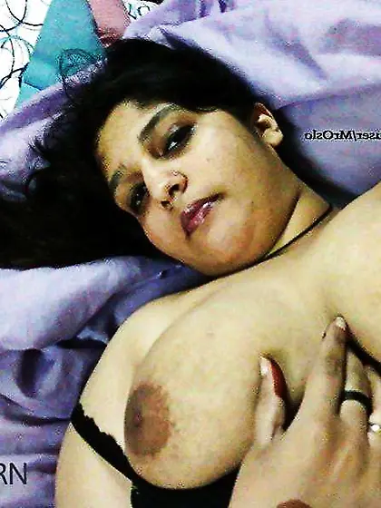 Pakistani Thick Mounds Mummy