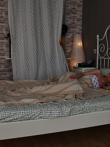 Stella doesn't expect a