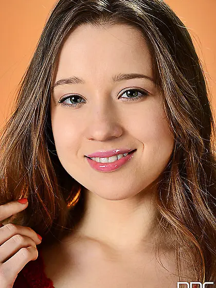 Without taking her panty off this teen looking chick Eva Shanti