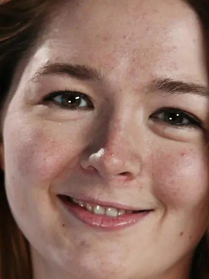 Young gal small tits