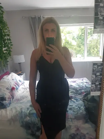 Slut mom Linda exposed