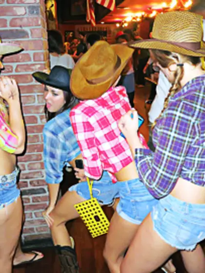 Awesome party cowgirls ends