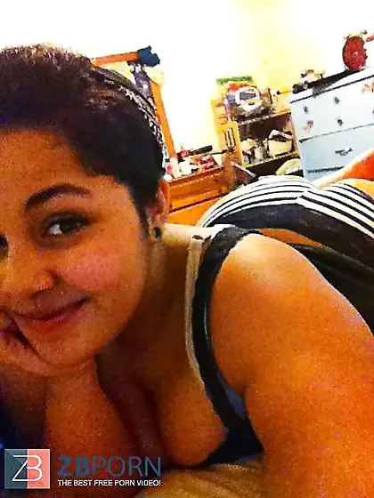 Shes weird n she know it