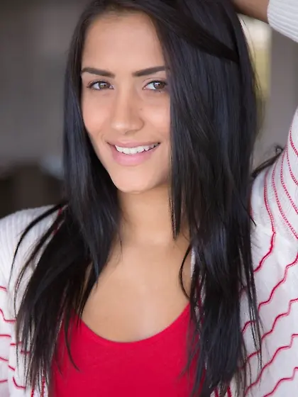 Uneven couple plays out a sensuous role-playing session