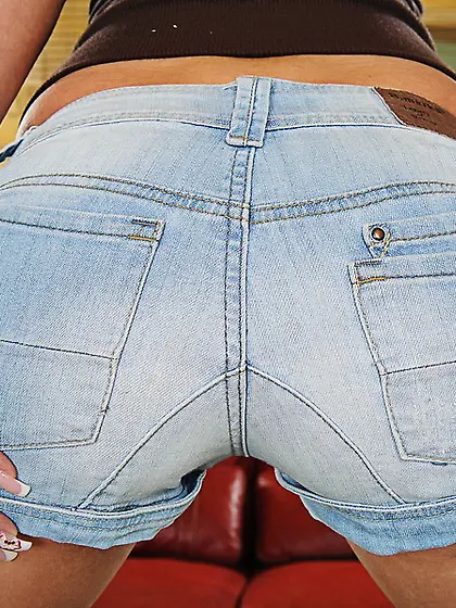 Totally newbie anal stretched by huge black...