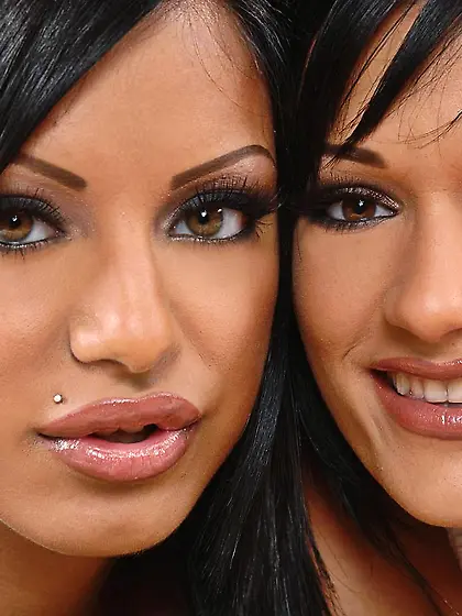 Alluring Missy Nicole nastily playing with cute lesbian babe Kyr