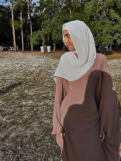 Hot arab hijabi slut