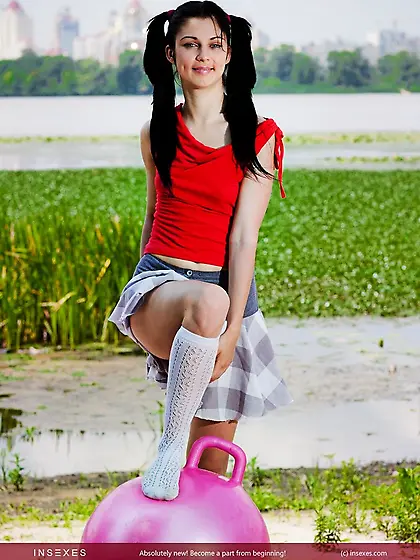 Black haired teen loves