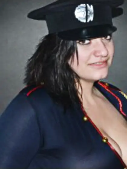 Brunette mary perform anal