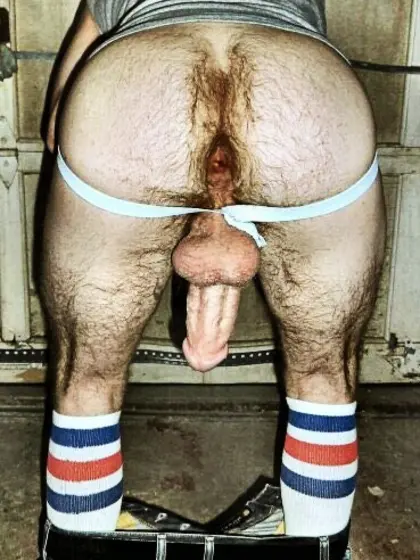 when the stink lures you like a moth to a flame