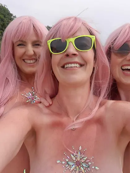 Slut mom Linda exposed