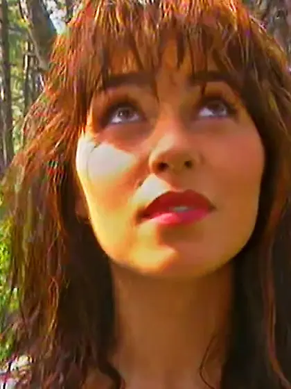 Hot swinger wife takes warm facial