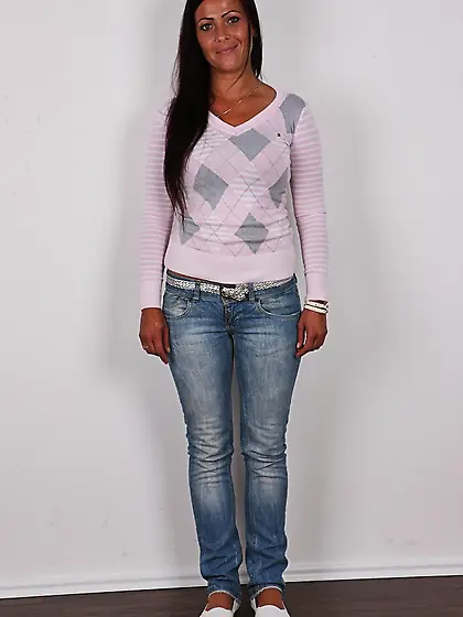 Brunette milf sexy pink