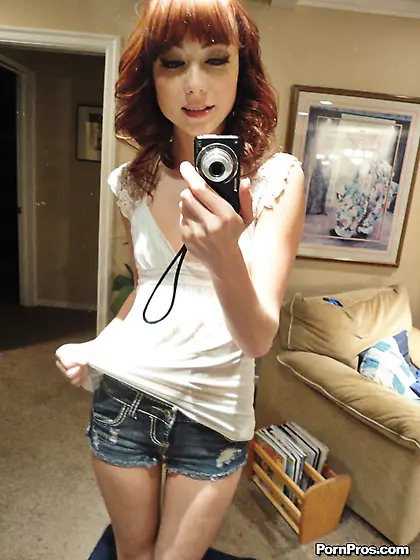 Adorable young slut takes off her shorts and enjoys some hardcor